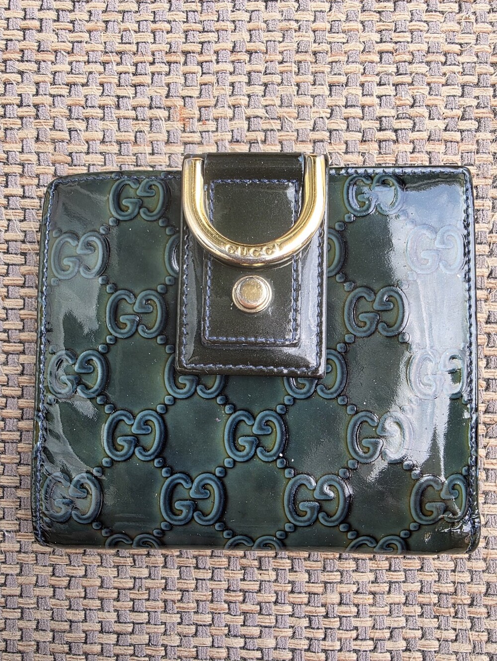 Gucci Patent Leather compactbifold Abby Wallet
